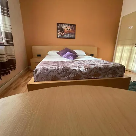 Hotell Algo Tirana